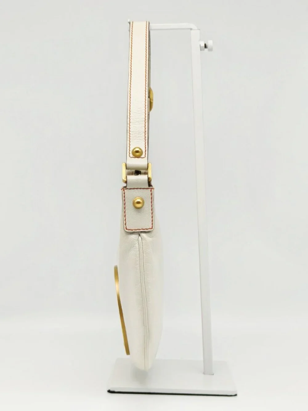 Gucci Britt Leather Hobo Bag Ivory GG Logo Gold Hardware Vintage Shoulder Bag